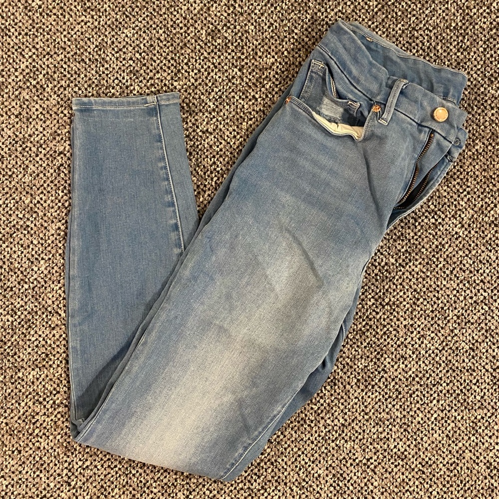 Good American Good Legs Jeans